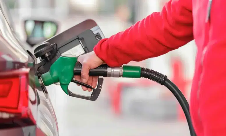 Türkiye'de Akaryakıt Fiyatları Yeniden Yükseliyor!
