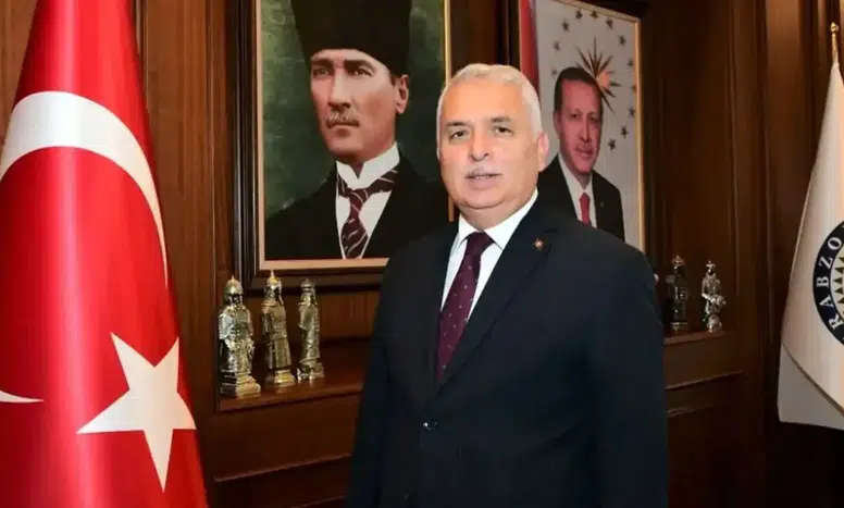 Trabzon'da Yönetim Değişikliği: Aziz Yıldırım Yeni Görevine Başladı