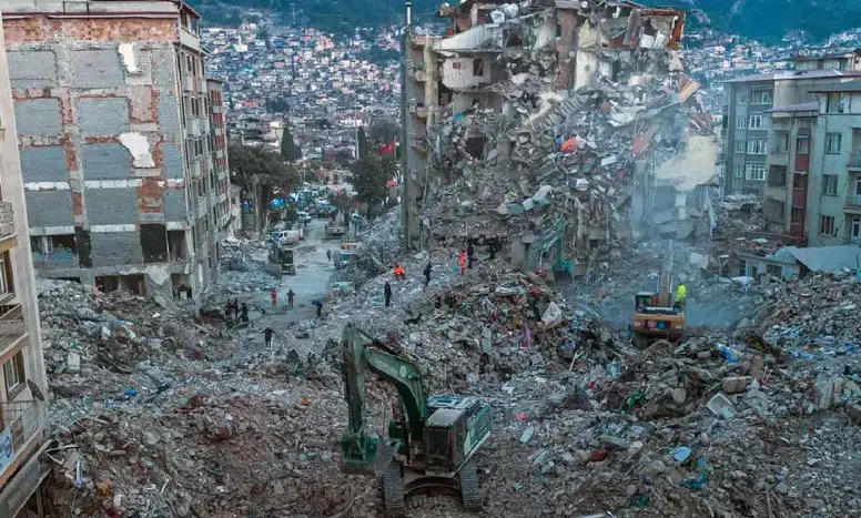 Depremin Üçüncü Yılında TMMOB’den Uyarı: Etkileri Hala Devam Ediyor