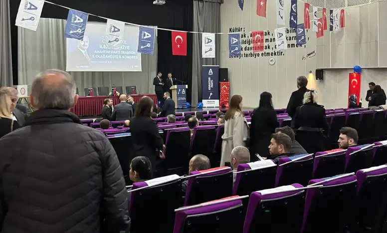 Anahtar Parti'de Kriz: Kapalı Kongre İle Yönetim Yapısı Yenileniyor