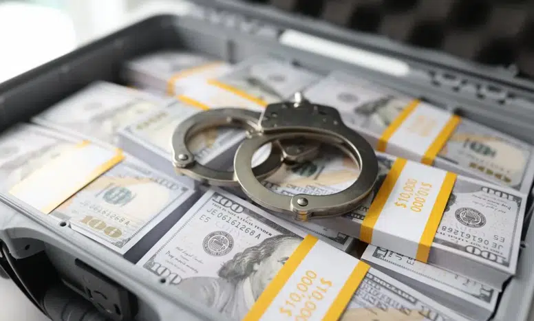 Trabzon'da Avukat Kılığındaki Dolandırıcı 140 Bin Lirayı Böyle Kaptı!