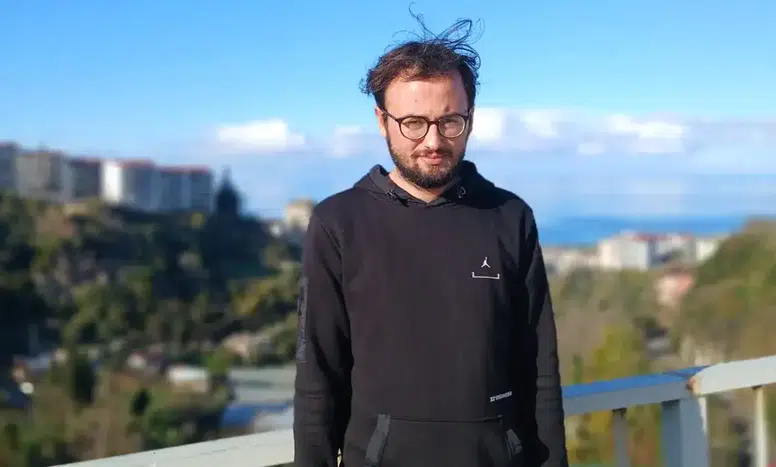 Trabzon'da Kaybolan Enes Terzi İçin Deniz ve Kavadan Aramalar Sürüyor