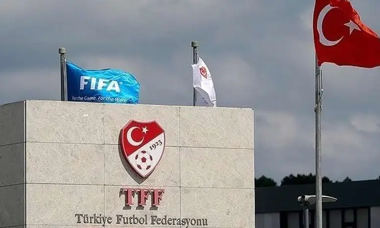 Galatasaray ve Samsunspor'un Maçları UEFA Takvimi Nedeniyle Ertelendi