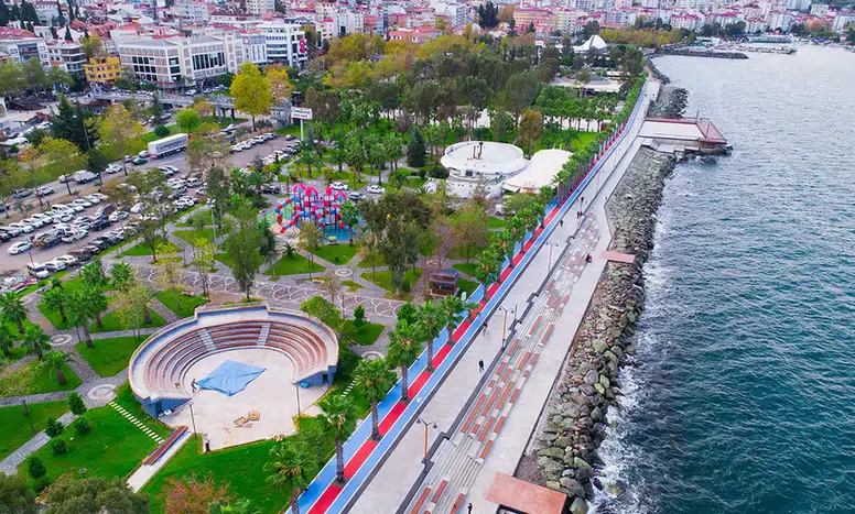 Akçaabat'ta Bayramda Otoparklar Ücret Almaktan Vazgeçti!