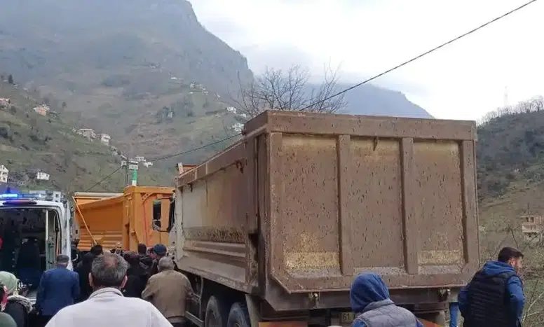 Cenaze Töreninde Şok Eden Kaza: Medine Kodal Hayatını Kaybetti