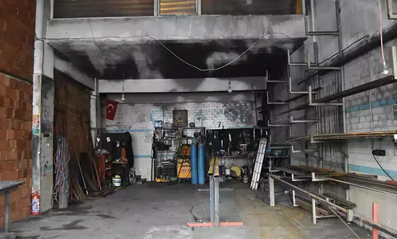 Lüleburgaz'da Demirci Dükkanında Tinerle Soba Patladı; 2 Hayat Kaybı!