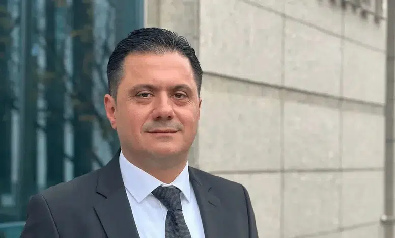 Hisoğlu'ndan Batmaz'a Sert Yanıt: Siyasi Üslup Topluma Zarar Veriyor