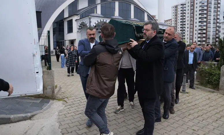 Prof. Dr. Durmuş Ekiz, Eğitim Camiasında Derin Bir Üzüntüyle Uğurlandı