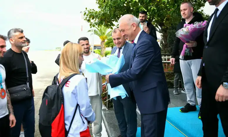 Ortahisar Belediyespor, Dünya Kupası'ndan Zaferle Döndü!