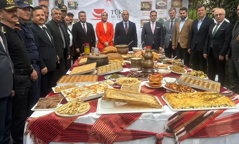 Karadeniz'de "Türk Mutfağı Haftası" Şöleni: Lezzetler Dolaşımda!