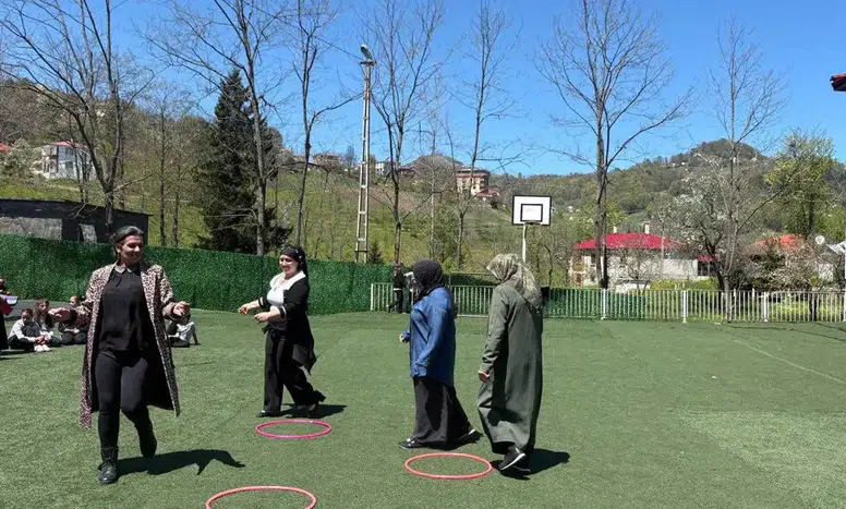 Tonya'da Anneler Günü Etkinliği: Anılarla Dolu Keyifli Gün