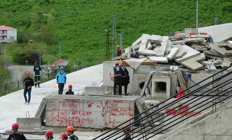 Trabzon'da UMKE Eğitimi ve Deprem Tatbikatı Başarıyla Gerçekleştirildi