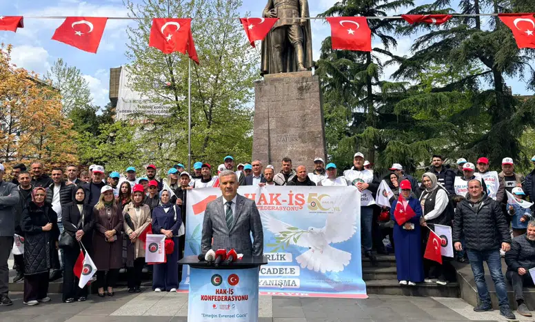 Trabzon'daki 1 Mayıs Kutlamalarında Aniden Durma Yaşandı!