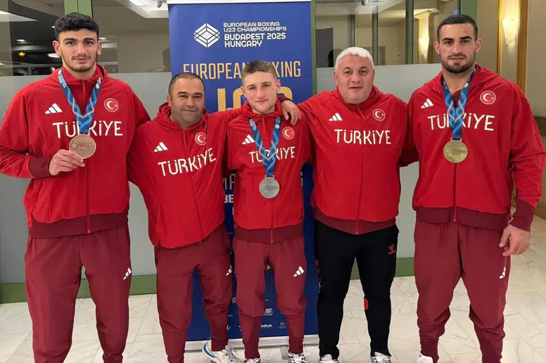 Mehmethan Çınar U-23 Avrupa Boks Şampiyonası'nda Gümüş Madalya Kazandı