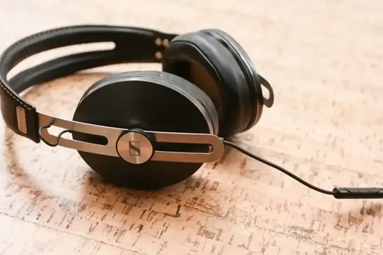 Trabzon Havalimanı'ndaki Kayıp Eşyalar Açık Artırmaya Çıkıyor