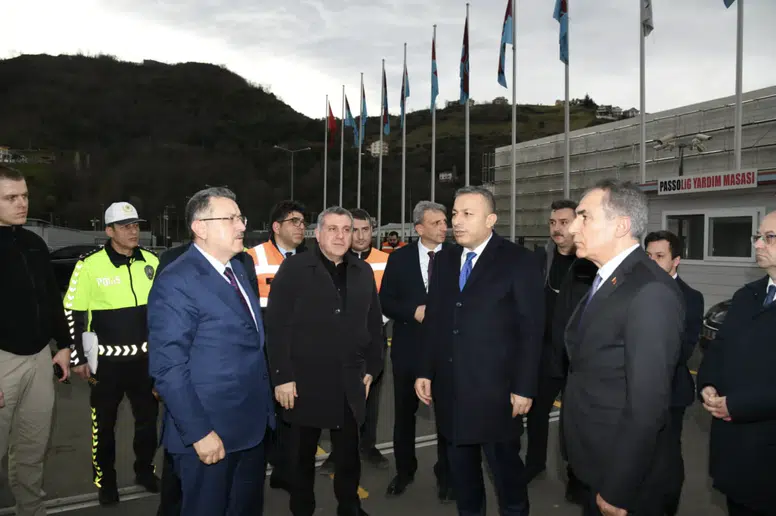 Trabzonspor'un Maç Öncesi Yeni Yol Düzenlemesi İle Trafik Rahatlayacak