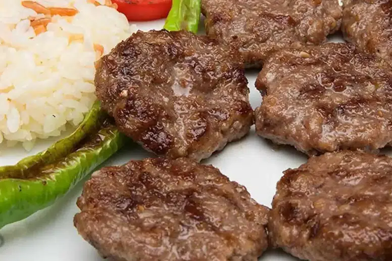 Trabzon'da Akçaabat Köftesine Zam! Fiyat 950 TL'ye Çıktı