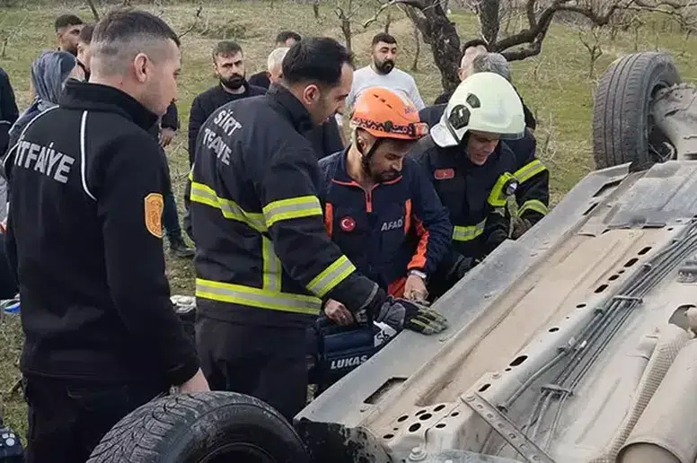 Siirt'te Feci Trafik Kazası: Baba ve Kızı Hayatını Kaybetti