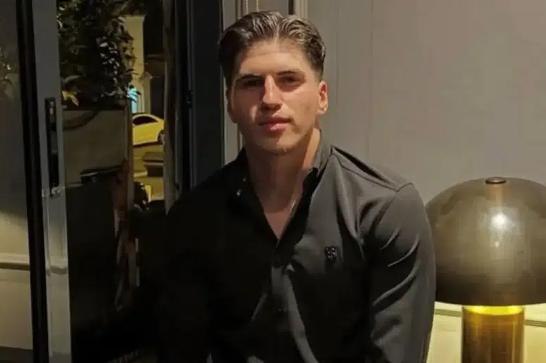 Ümraniye'de Futbolcu Kundakçı'nın Cenazesinde 61 Numaralı Forma