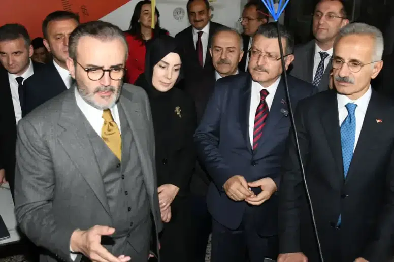 Uraloğlu, Trabzon'da Genç İnovatörlerin Bilimsel Projelerini İnceledi!