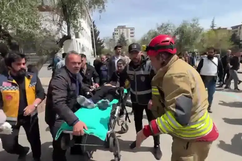 Kahramanmaraş'ta Okula Silahlı Saldırı: 4 Kişi Hayatını Kaybetti