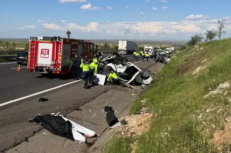 Birecik'te Feci Zincirleme Trafik Kazası: 3 Kişi Hayatını Kaybetti
