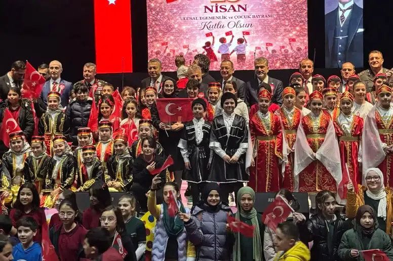 Trabzon'da 23 Nisan Coşkusu: Eğitim ve Kültürle Dolu Etkinlik!