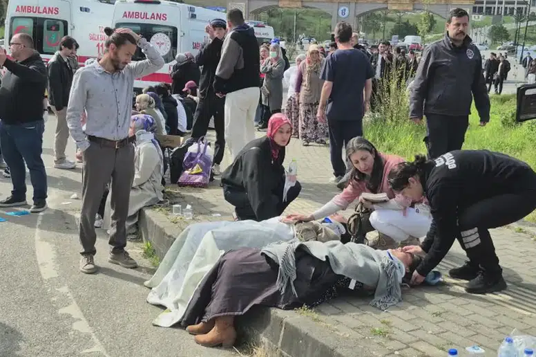 Bartın Üniversitesi'nde Meydana Gelen Otobüs Kazasında 44 Yaralı!