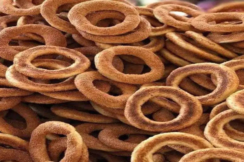 Trabzon'da Simit Fiyatı 15 TL'ye Yükseldi, Halkın Tepkisi Büyüyor!