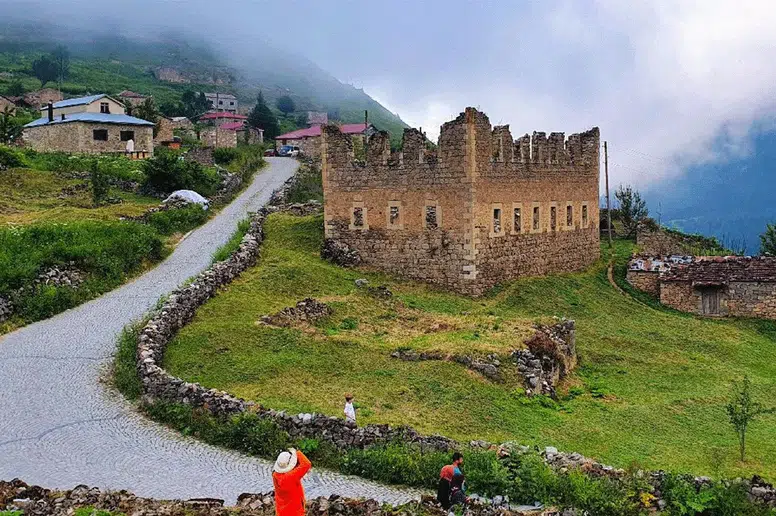 Arsin'de Santa Geçiş Yolu Açılıyor, Turizm Potansiyeli Artıyor
