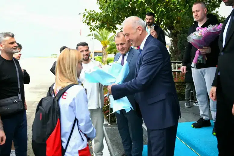 Ortahisar Belediyespor, Dünya Kupası'ndan Zaferle Döndü!