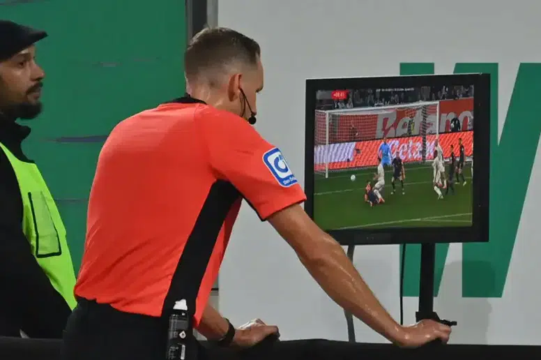 VAR Hakemleri Trabzonspor-Göztepe Maçında Belirlendi!